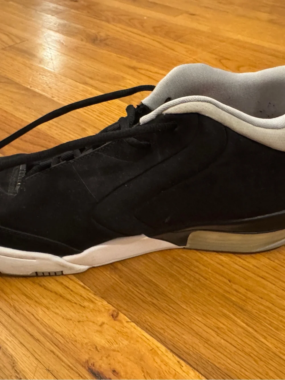 Jordan Big Fund Black/Metallic Silver-White